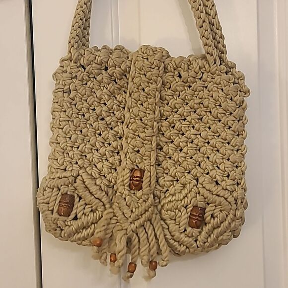 Vintage Boho Macrame Woven Crochet Bag Wood Bead Accents - Picture 2 of 8